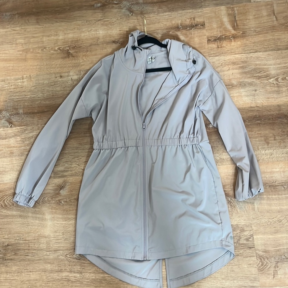 Zella Light-Weight Hooded Athleisure Coat | Size Medium